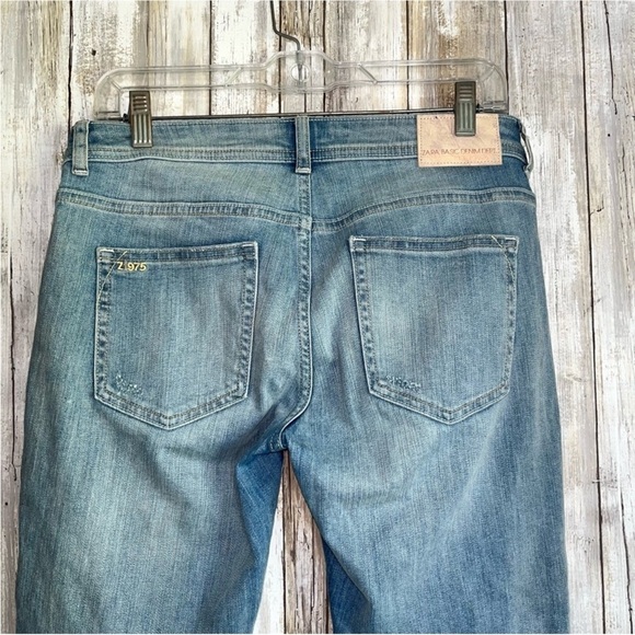 Zara Basic Denim Distressed Ankle Jeans - Picture 5 of 6